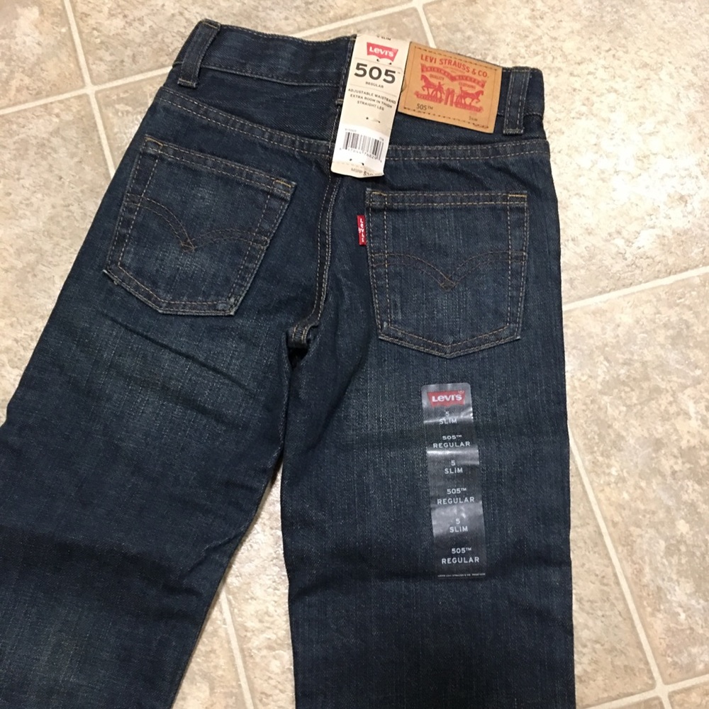 Boys Levi’s 505 Jeans Size 5 SLIM